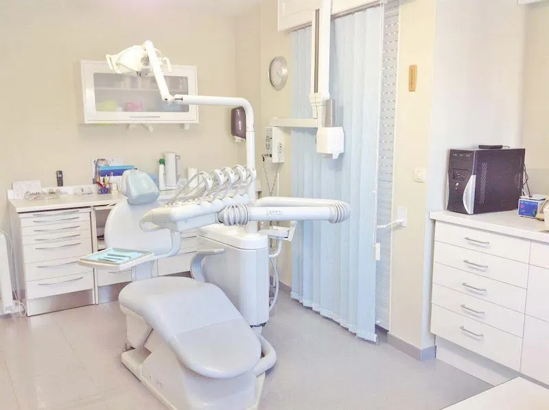 Ares Clínica Dental - Clínica dental en Ares