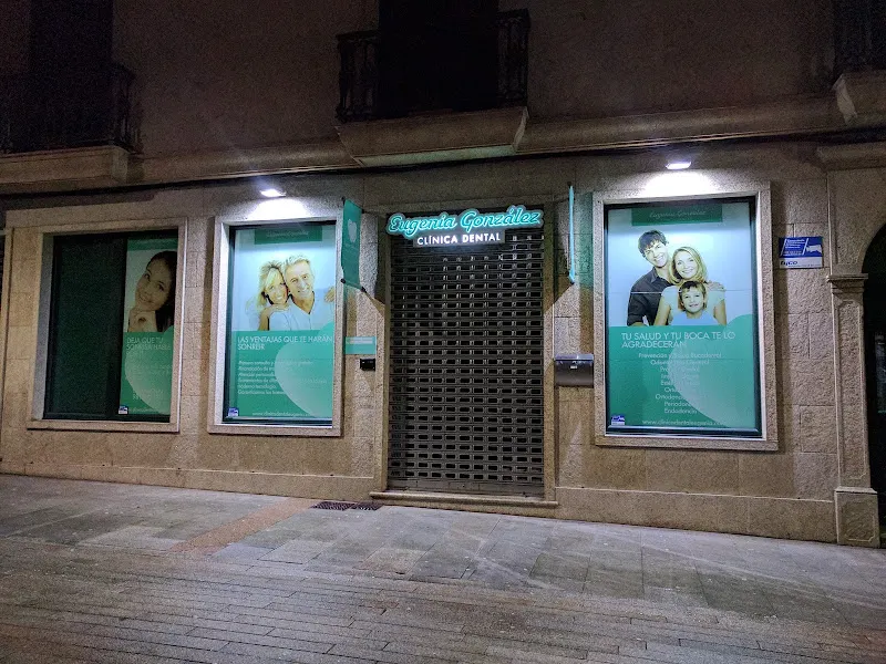CLINICA DENTAL EUGENIA GONZALEZ - Dentista en Ribeira