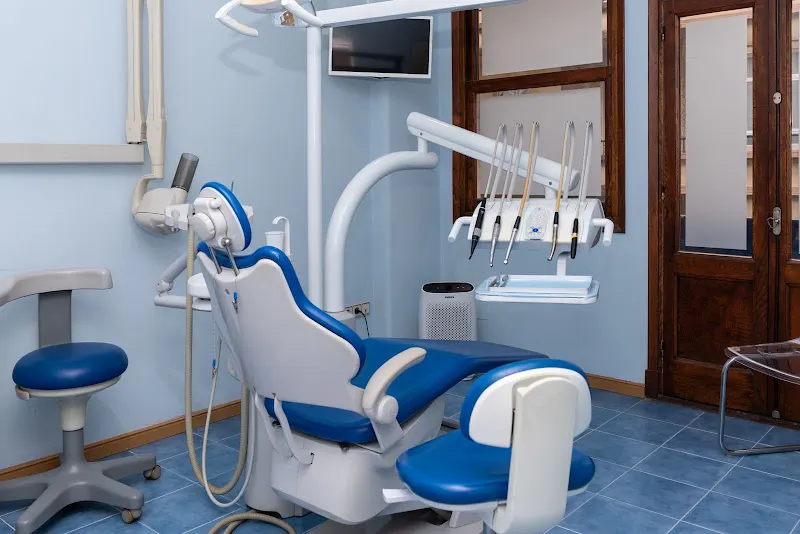 Iribarren Macías Lucía - Dentista en A Coruña - foto 2