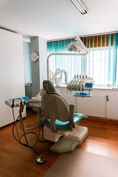 Clínica Dental Bernal en Oleiros