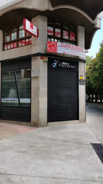 Cliníca Dental Dra. Isabel Martínez Gozalo - Clínica dental en Ferrol - foto 2