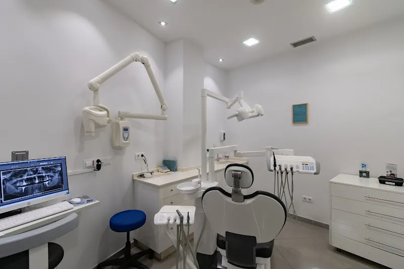Clínica dental MAEX Ferreras