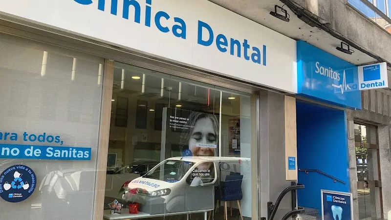 Clínica Dental Milenium Santiago de Compostela - Sanitas - Clínica dental en Santiago de Compostela - foto 2