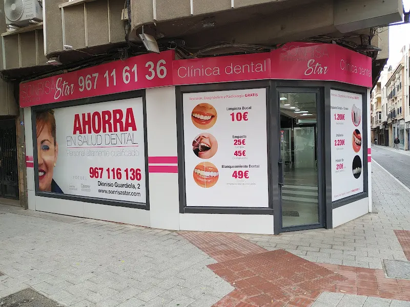 CLÍNICA DENTAL SONRISA STAR - Albacete