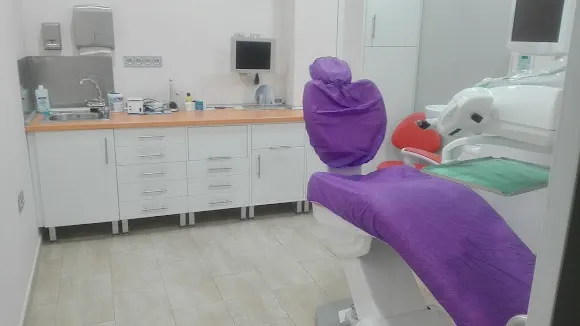 Clínica Dental Romera