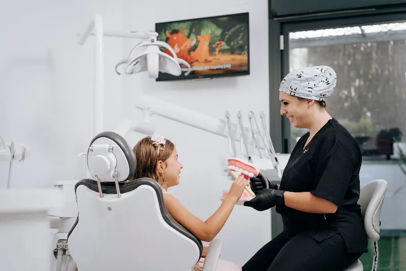 Clínica Dental Giovanni Arenas