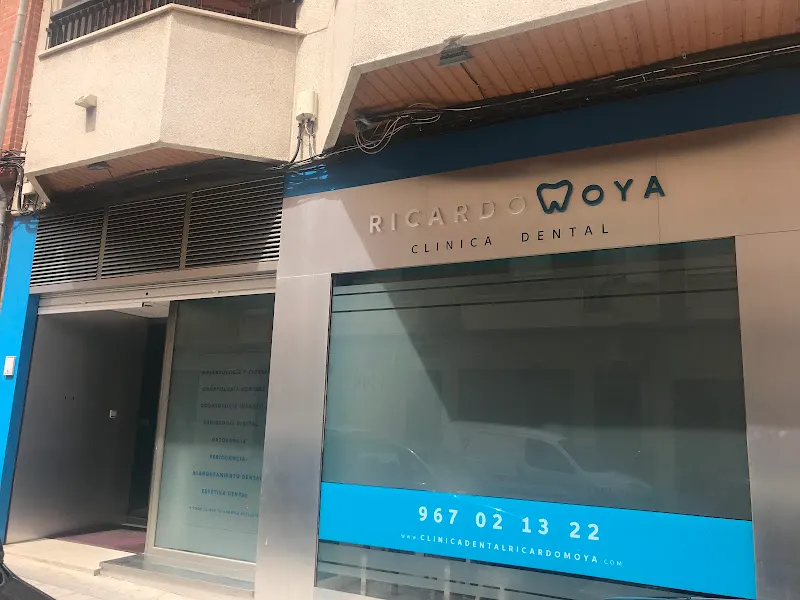 Clínica Dental Ricardo Moya
