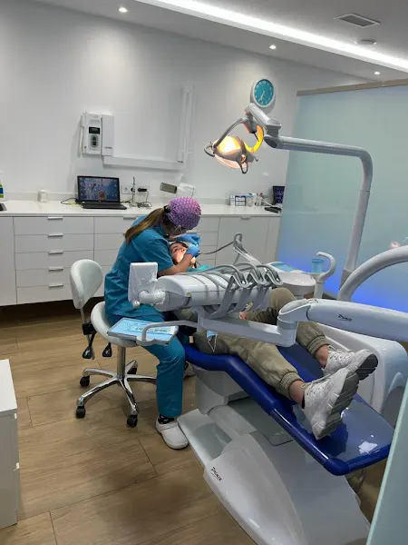 Clínica Dental en Alicante OMIDENTAL