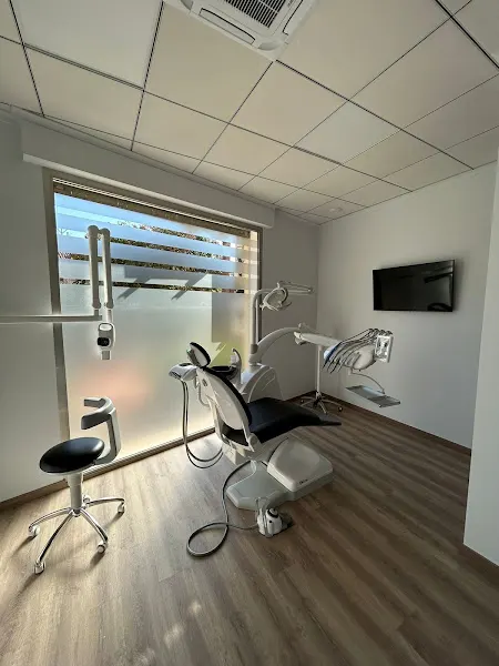 Clínica Dental Dres. Poveda - Elda