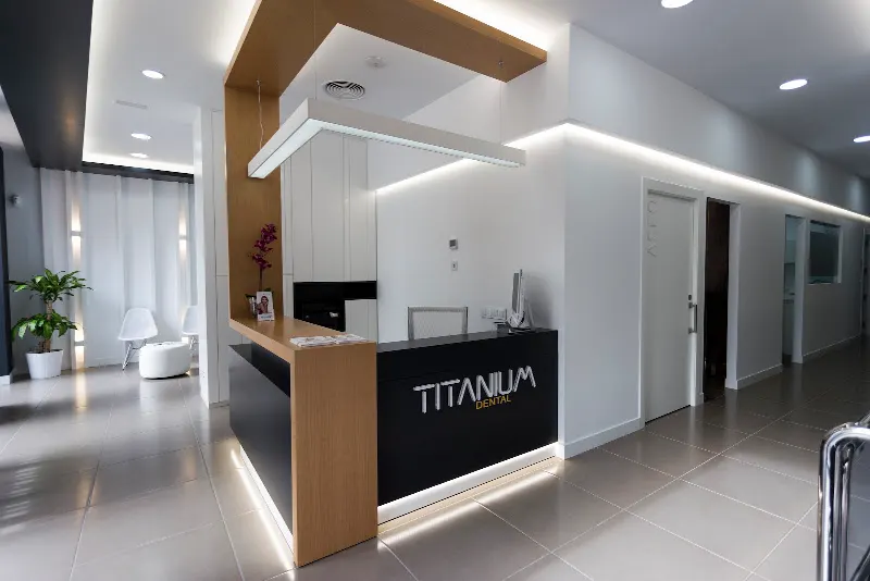 Titanium Dental Santa Pola