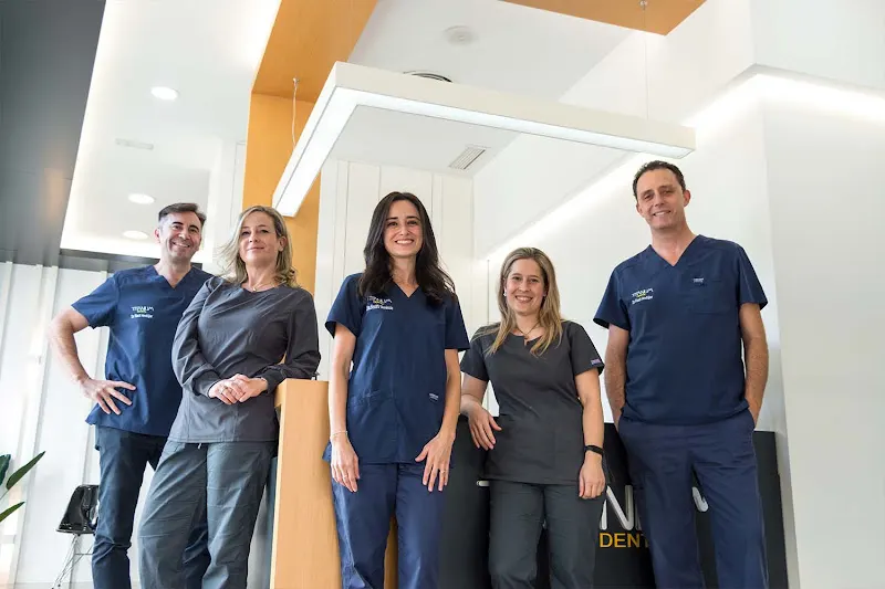 Titanium Dental Santa Pola - Dentista en Santa Pola - foto 2