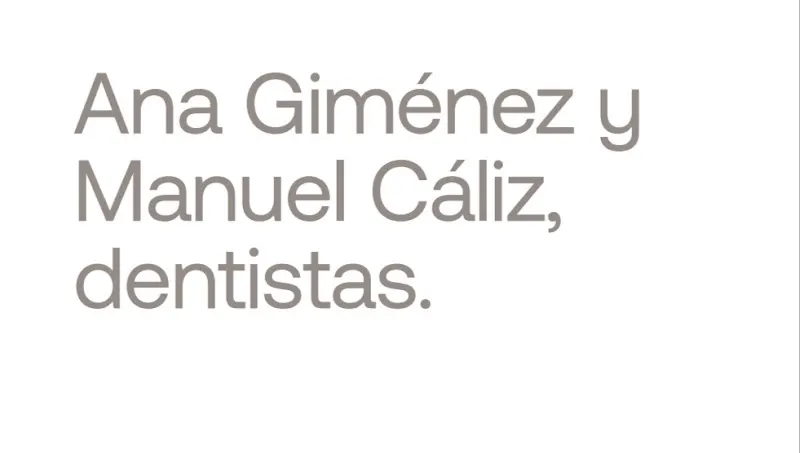 Ana Giménez y Manuel Cáliz, dentistas. - Almería