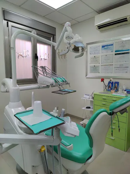 Clinica Dental Armonía Sánchez Hernández - Almería