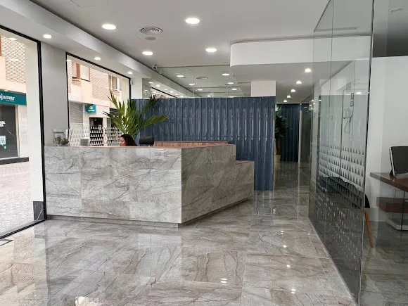 Curva Dental