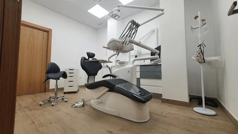 Clinica Dental Studio Dental Alcaraz - Almería