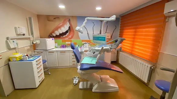 Clínica Dental Alcudia - Guadix