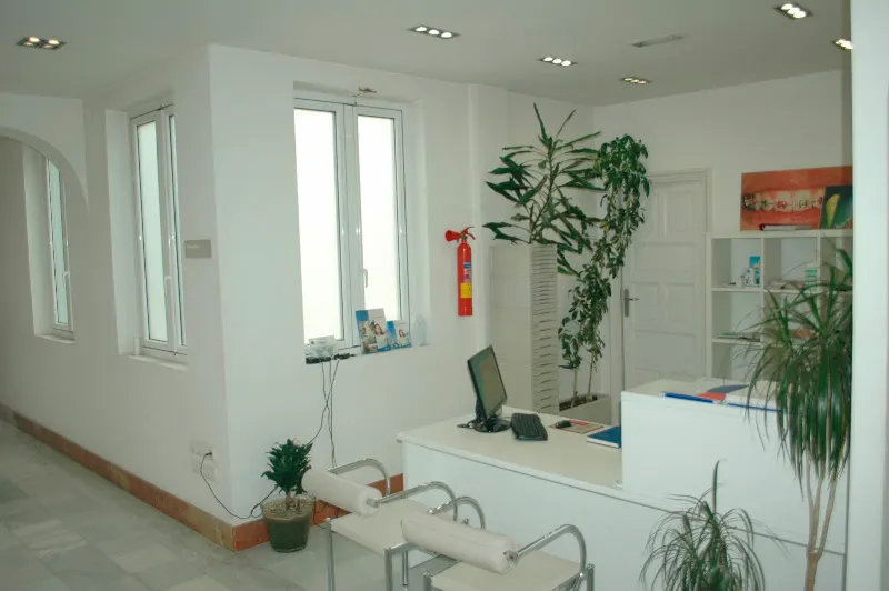 Clínica Dental Victor Alonso de la Peña - Santiago de Compostela