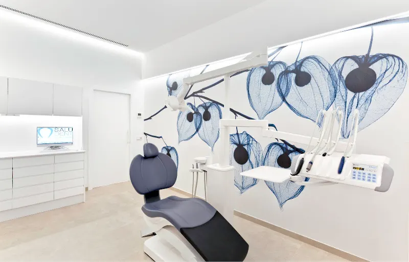 CLÍNICA DENTAL SALUDENT DENIA