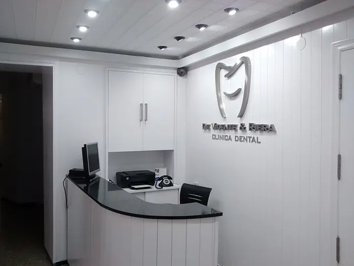 Clinica Dental De Vicente Riera - Alicante