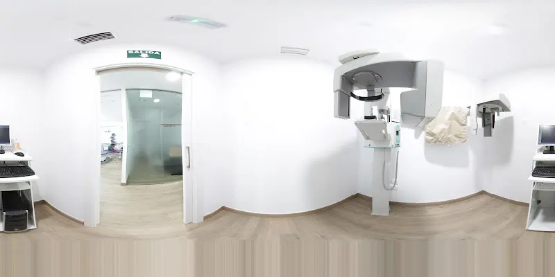 Clinica Dental Noveldent - Dentista en Novelda - foto 2