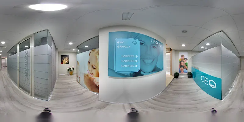 Centro de Especialidades Odontologicas Dr. Orts - Dentista en Santa Pola - foto 2
