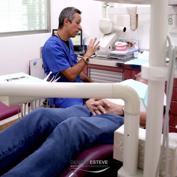 Dental Esteve Instituto Implantológico