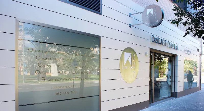 Dall' ART DENTAL - Alicante