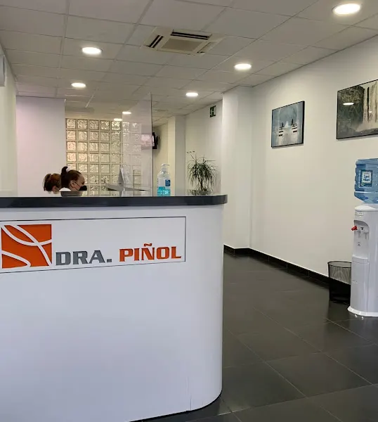 Clínica dental Dra. Piñol - Elche