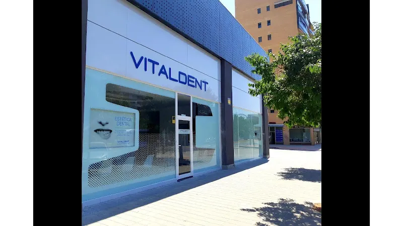 Clínica Dental Vitaldent - Clínica dental en Alicante - foto 2