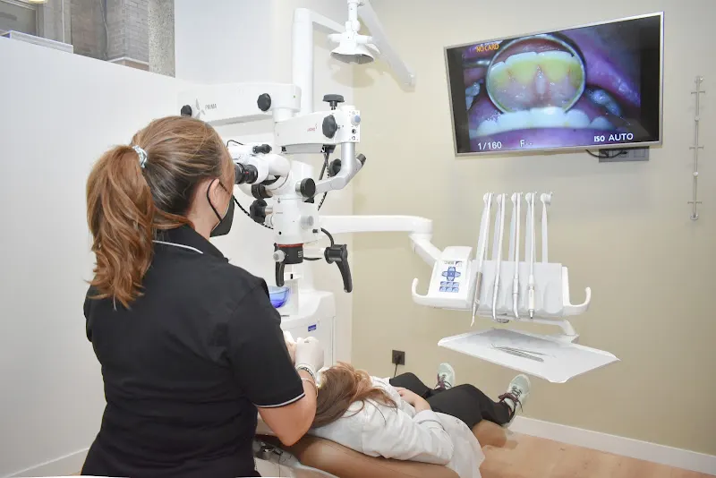 Dentista Dra. Paola Zas - Elche