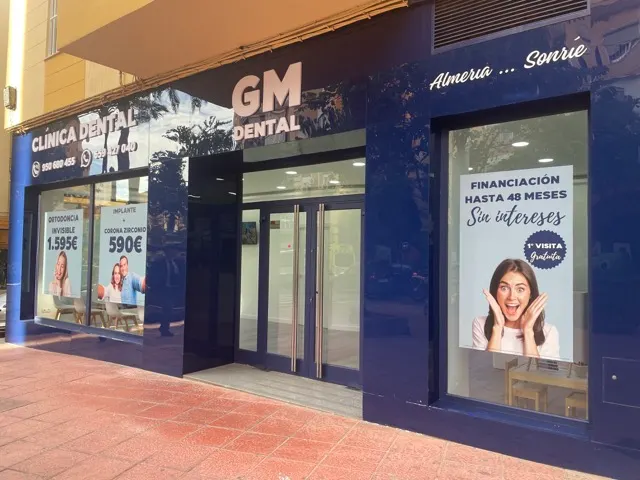 Clínica GM Dental - Clínica dental en Almería - foto 2