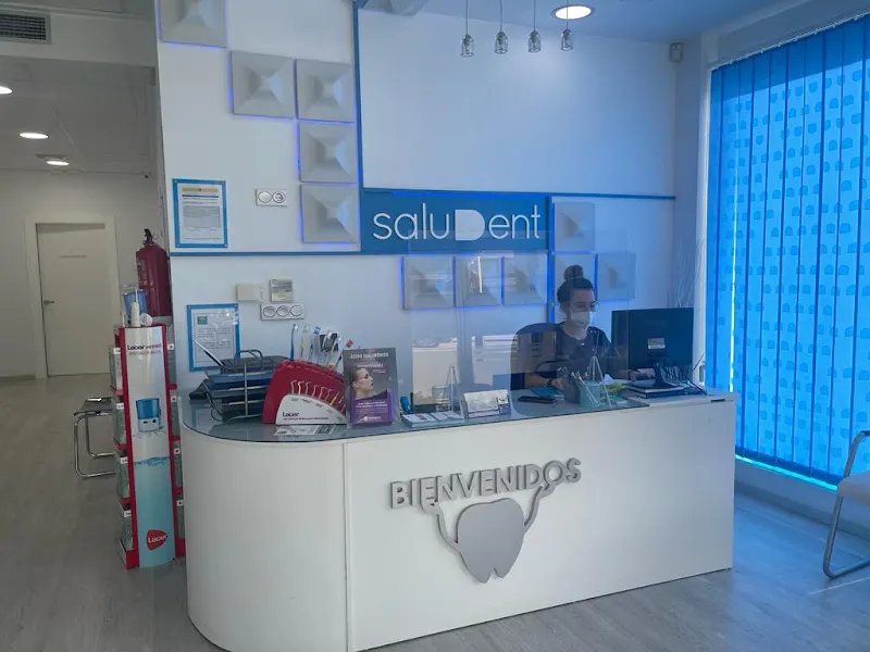 SaluDent Clinica Dental - Clínica dental en Huercal-Overa