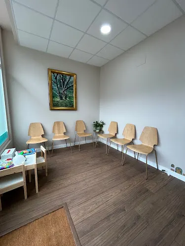 CLINICA DENTAL VELASCO FLÓREZ - Tineo