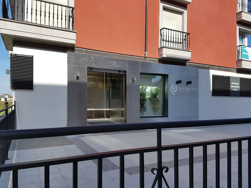 Clínica Dental Carbajal - Navia