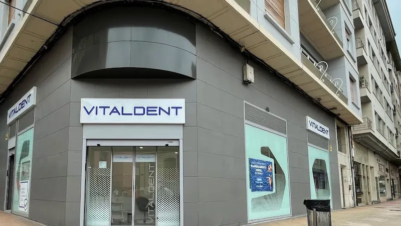 Clínica Dental Vitaldent - Clínica dental en Mieres - foto 2