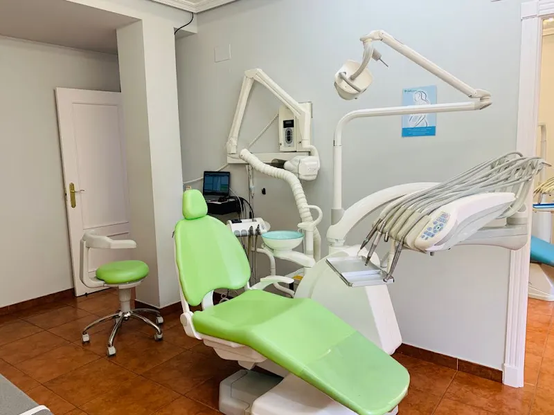 Clínica dental Alonso Ávila - Clínica dental en Talavera de la Reina - foto 2
