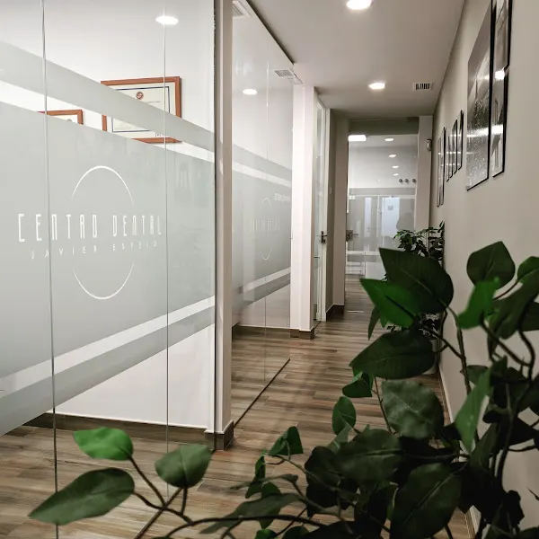 Centro Dental Javier Espejo - Dentista en Usagre