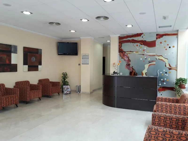 CLÍNICA DENTAL MAVIDENT