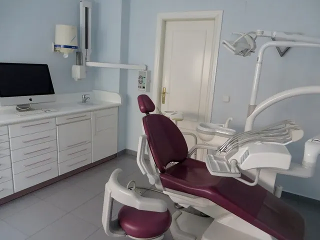 Clínica Dental DR.IZQUIERDO RUBIO - Mérida