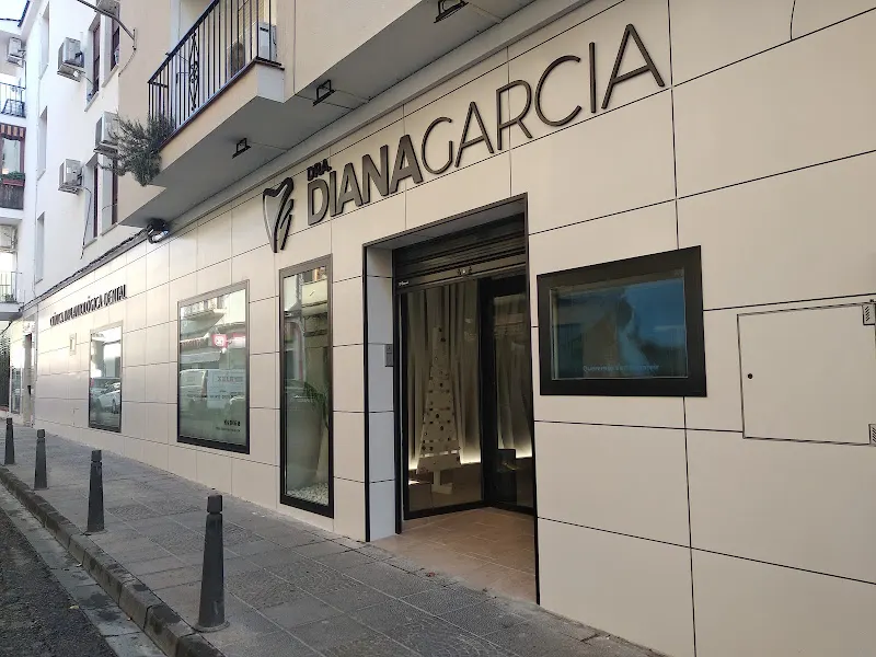 Clínica Implantológica Dental Dra. Diana García - Mérida