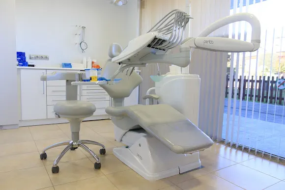 IDO DENTAL TONA - Vic