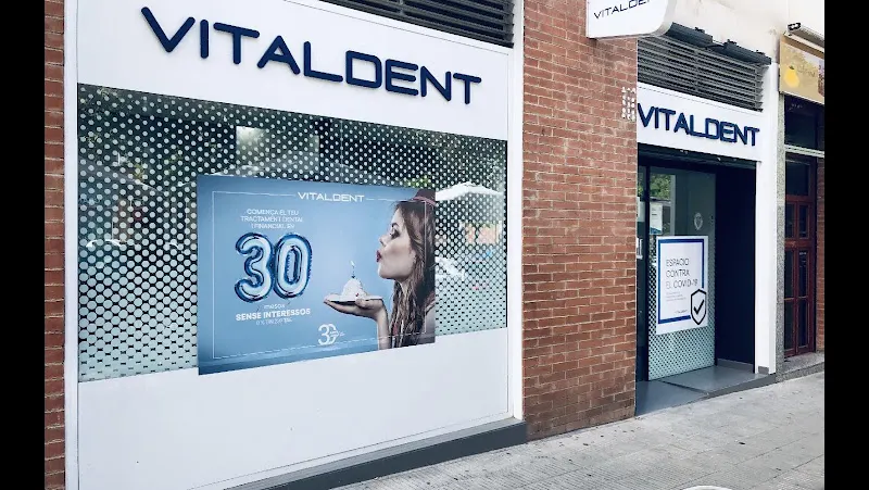 Clínica Dental Vitaldent - Clínica dental en Martorell - foto 2