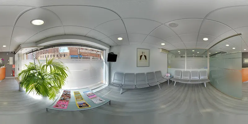 Clínica Ciurana - Dentista en Castelldefels - foto 2