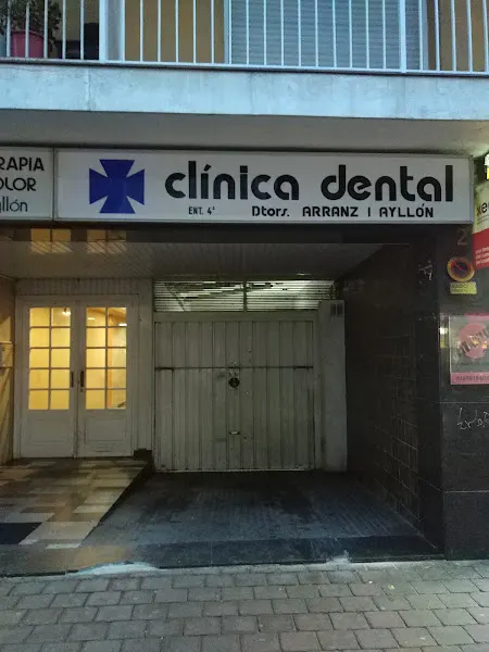 Dres. Arranz & Ayllón - Clínica dental en Castelldefels - foto 2