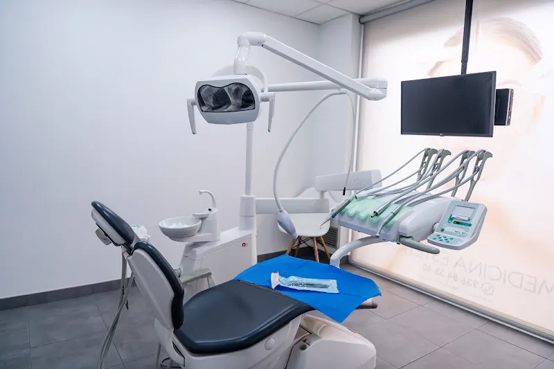 Esplugues Dental Clinic. - Esplugues de Llobregat