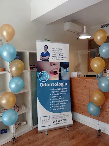 AREA DENTAL - Núria Monmany - Barcelona