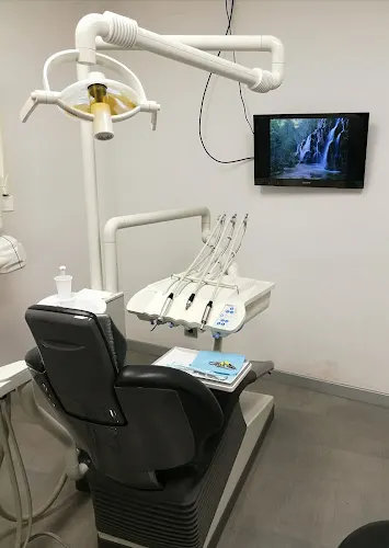 Centre Dental Esplugues. Ortodòncia Dr. Alcántara - Esplugues de Llobregat