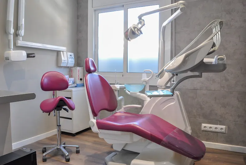 Clínica Dental Sánchez Paoli - Clínica dental en Sitges - foto 3