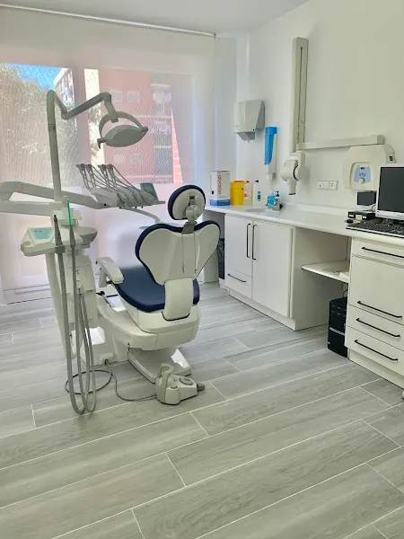 Clínica Dental Gran Vía 1025