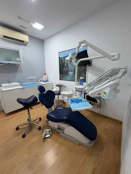 Novabucal - Clínica dental en Vilanova i la Geltrú - foto 3